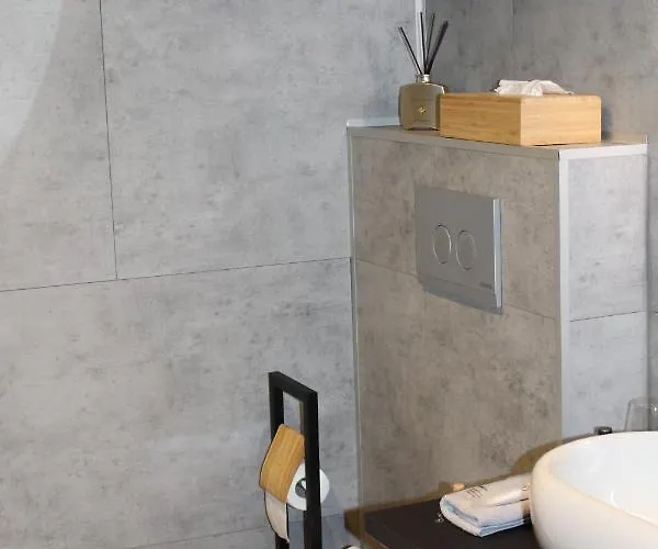 Maison Drappier Apartment